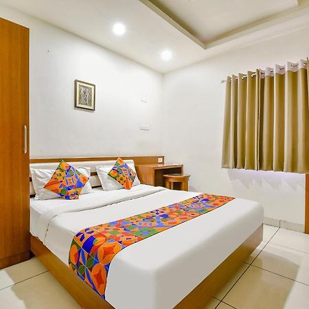 Fabhotel Prime Square 36 Kota Kültér fotó