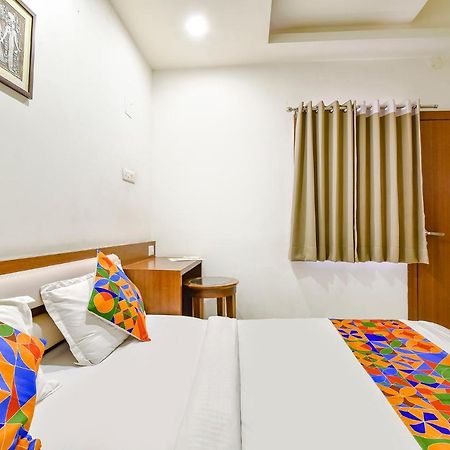 Fabhotel Prime Square 36 Kota Kültér fotó